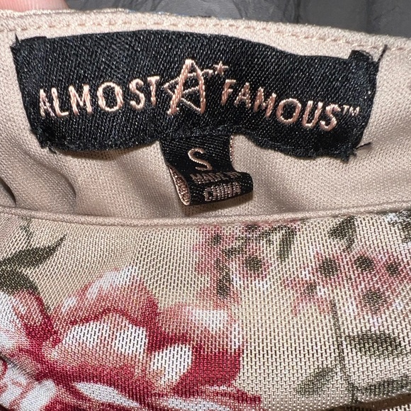 Blouse - Picture 3 of 3